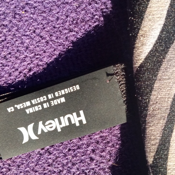 Hurley Bikini - Picture 6 of 6